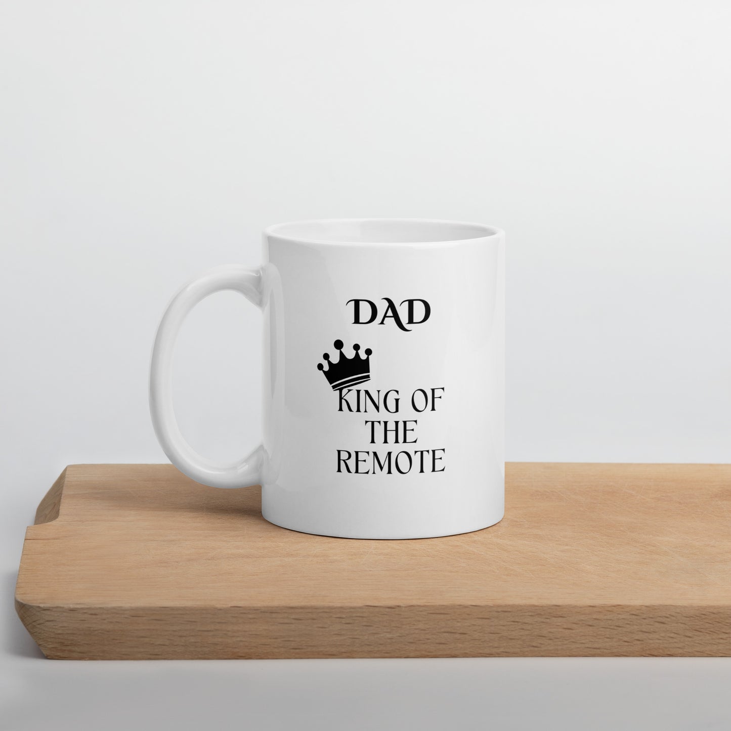 Dad King of the Remote White glossy mug